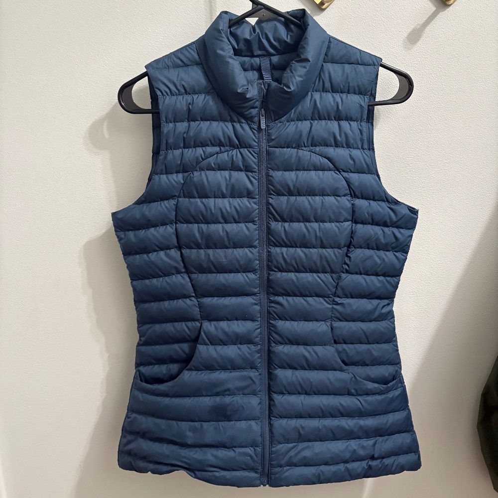 Lululemon puffer vest S, blue
